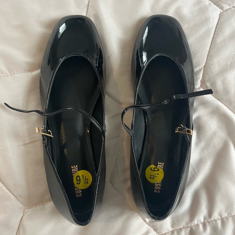 Cushionaire Black Ballet Flats